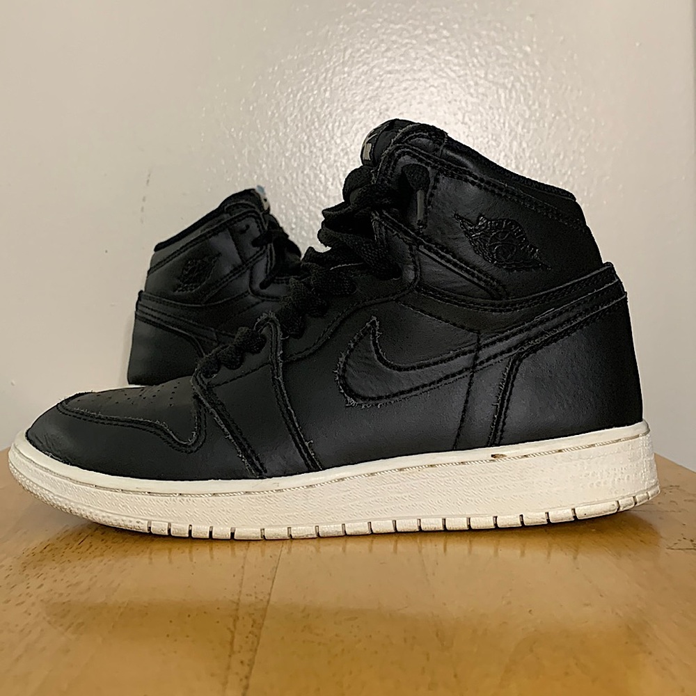 Jordan 1 Retro Cyber Monday (2015)